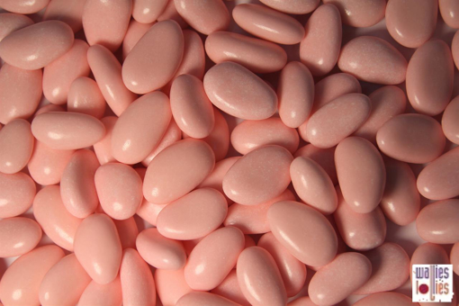 Pink Sugared Almonds in 1kg bag